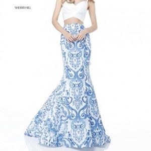 Sherri Hill prom dress skirt